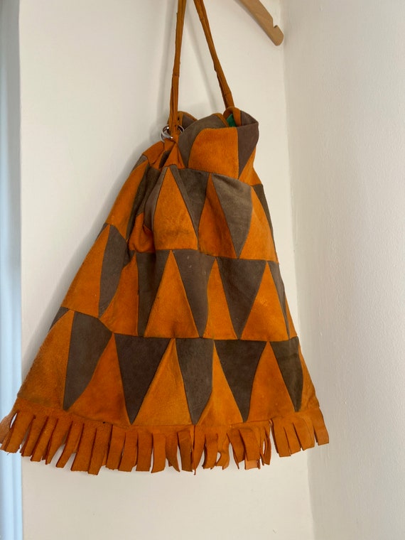 70's patchwork suede bag, drawstring patchwork le… - image 3