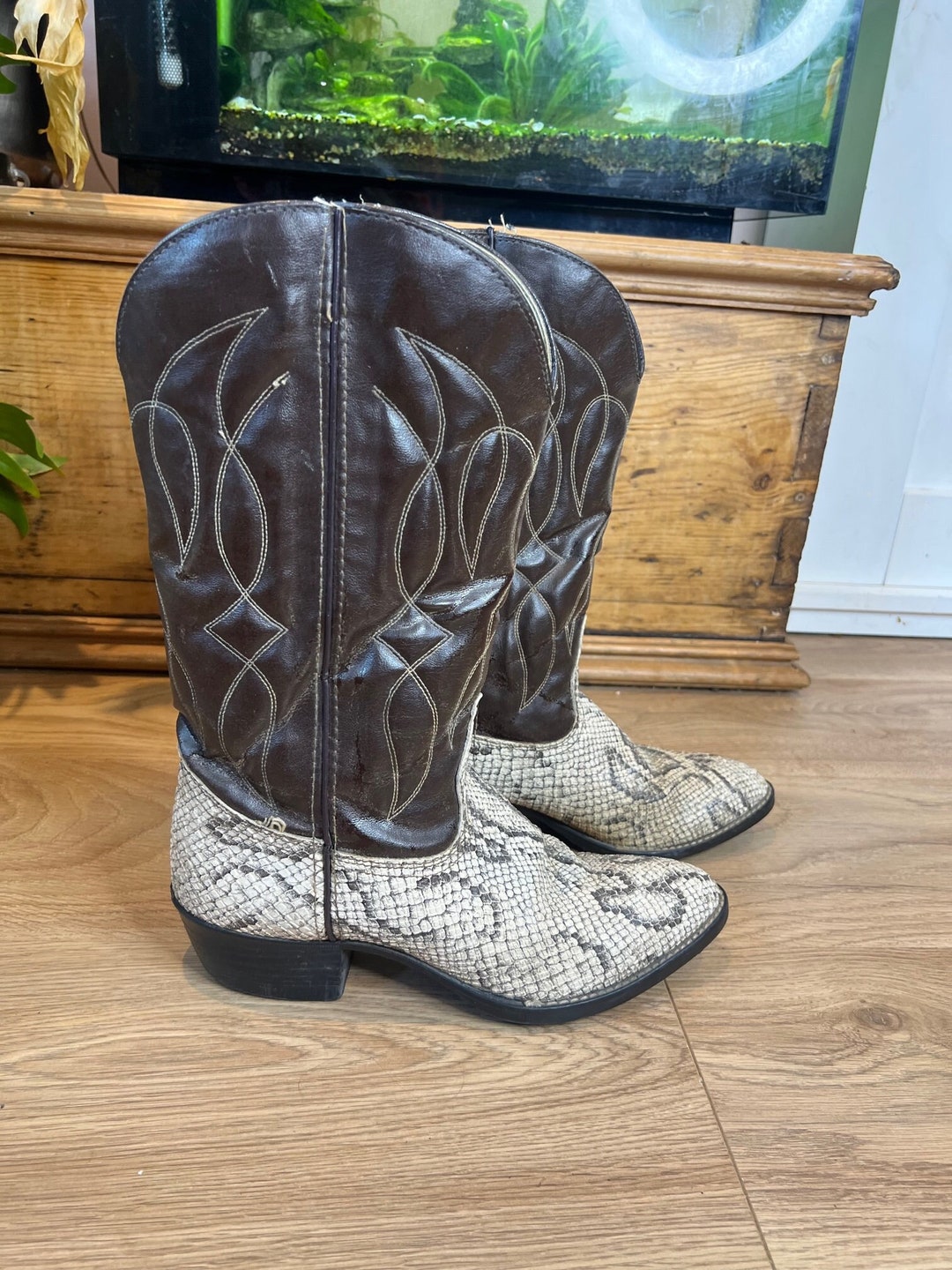 snakeskin cowboy boots uk