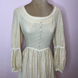 Vintage 1970&#39;s Wallis prairie dress, 70&#39;s maxi dress, cottagecore dress. UK 6