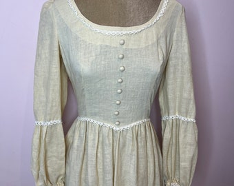 Vintage 1970&#39;s Wallis prairie dress, 70&#39;s maxi dress, cottagecore dress. UK 6
