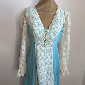 70&#39;s Medieval Revival long blue dress. Gunne Sax style dress. UK Size 6.
