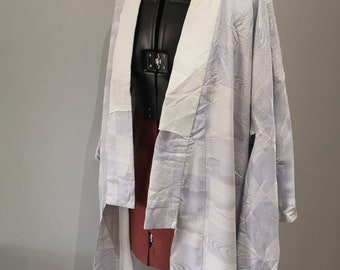 jacket dressing gown geometric pattern Vintage Japanese Kimomo Robe lightweight silky kimono One Size.
