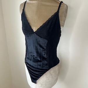 Y2K whimsigoth black velvet and lace bodysuit. UK 10
