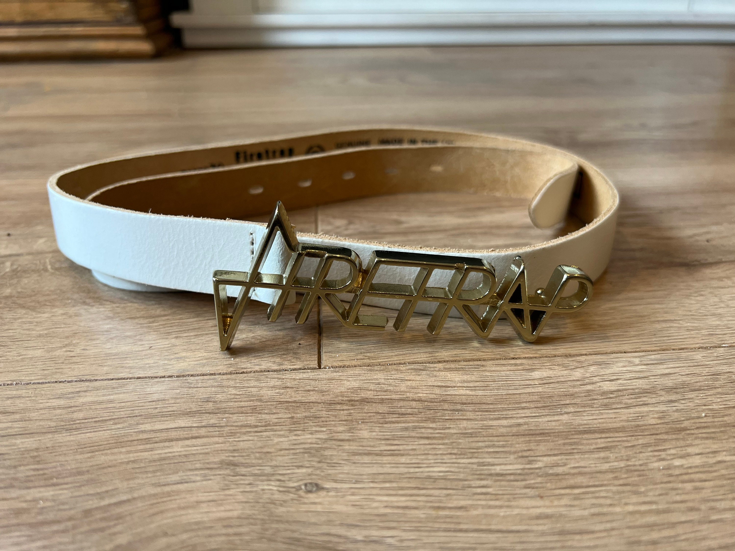 (H)Y2K vintage classic belt in genuine ivory leather with gold buckle, size S Vintage 90s White Leather Belt With Large Gold Art Deco  main image 3