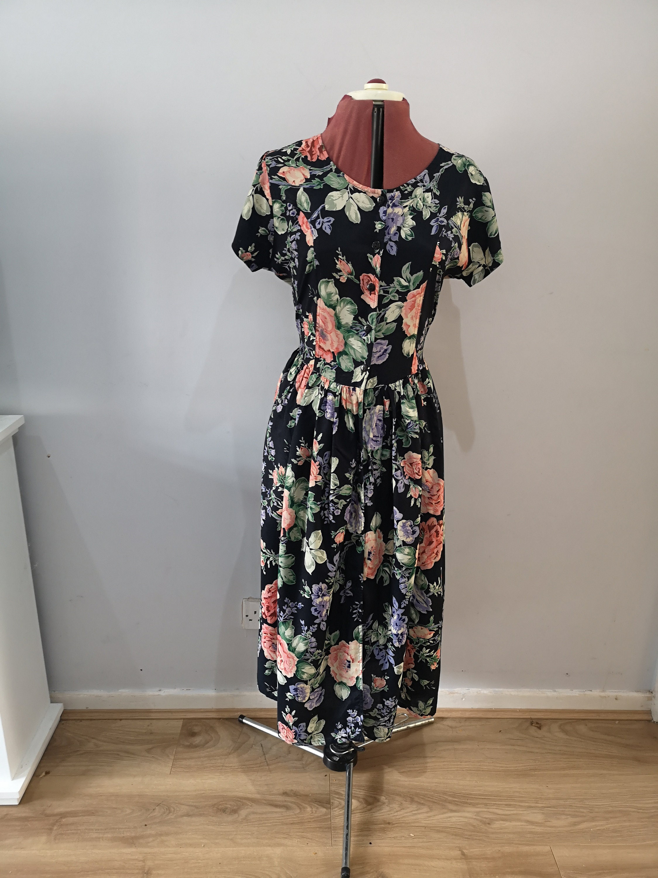 90s floral button down dress Vintage 90s Pink Cabbage Rose Floral Print Button Down Maxi Dress – Total  Recall Vintage