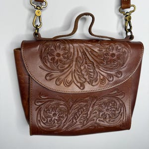 70&#39;s boho floral tooled leather handbag.