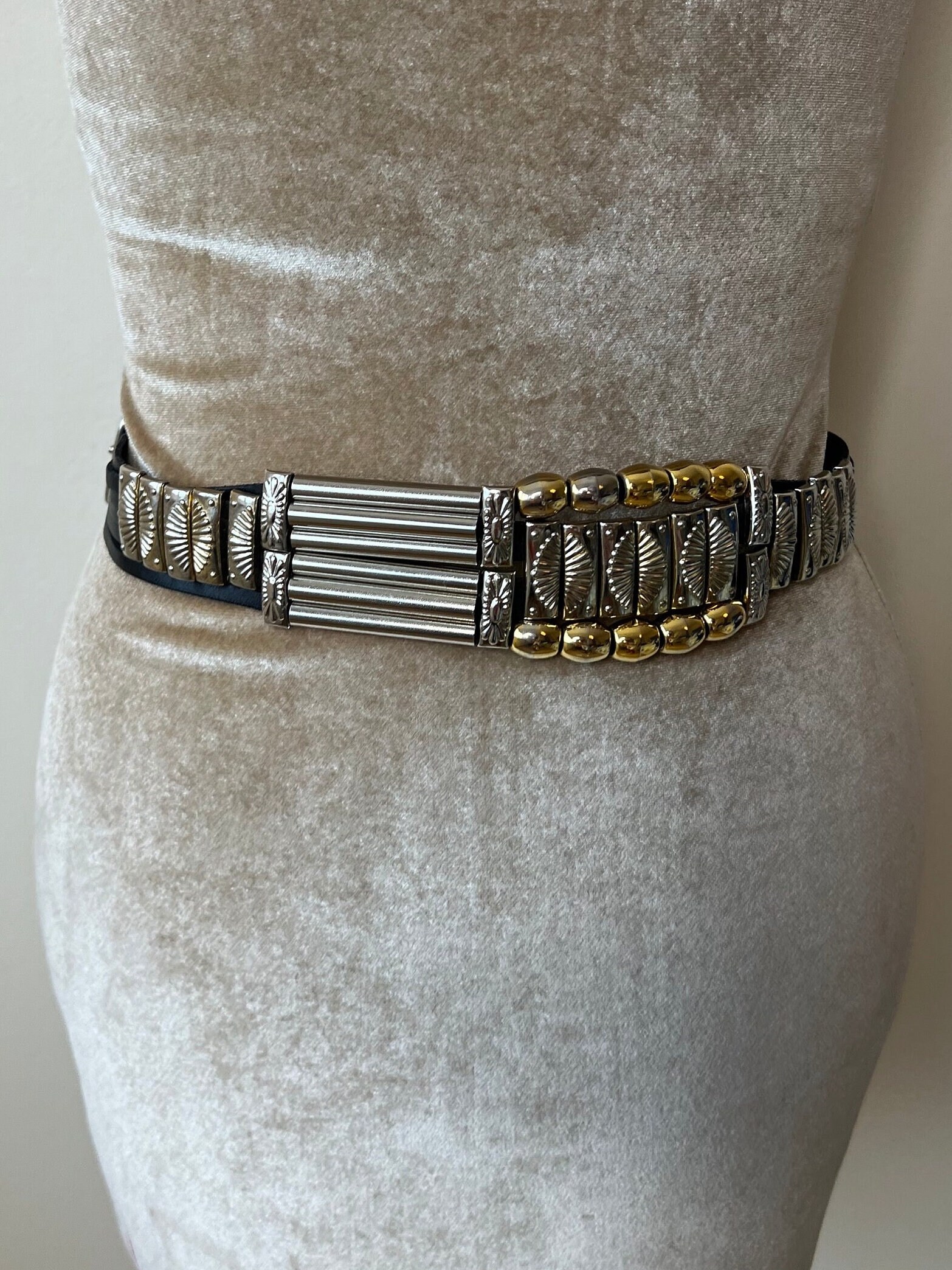 Silver shop metal belt