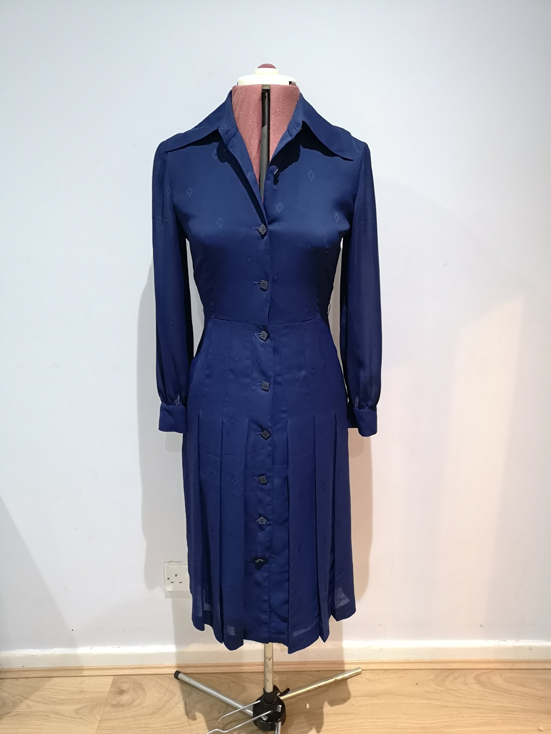 Image of John J Hilton 's Vintage Dress, S Shirt Pleated Long Sleeved Button Front Dress. Uk