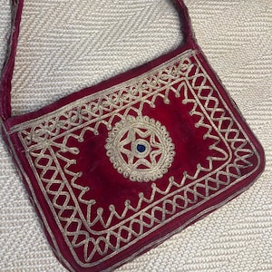 1960&#39;s or 70&#39;s red velvet handbag with gold embroidery.