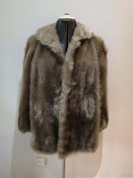 Vintage 1950's fur coat. Vintage 50's fur jacket. UK … - Gem