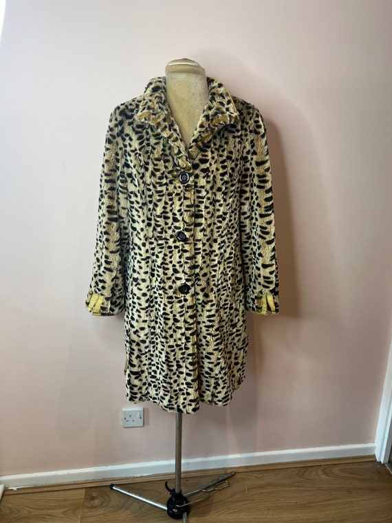 Leopard print coat, Chamonix faux fur coat, anima… - image 1