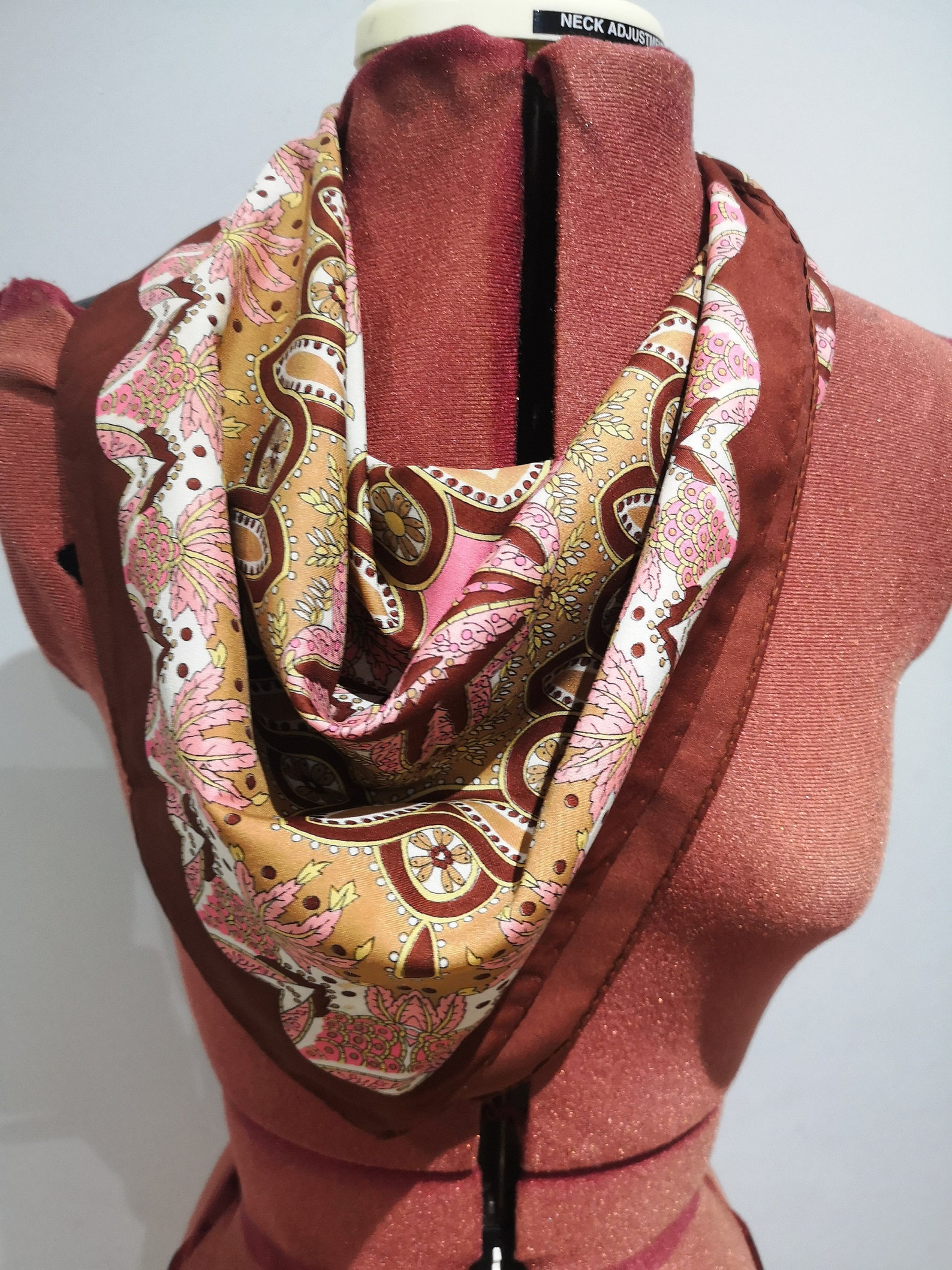 Vintage JACQMAR paisley scarf hand rolled hem Jacqmar Etsy