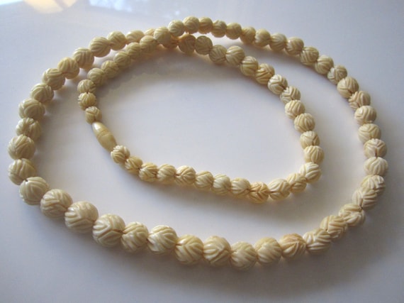 vintage Art Deco 1920s carved faux ivory necklace… - image 1