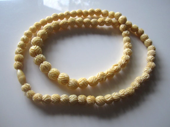 vintage Art Deco 1920s carved faux ivory necklace… - image 4