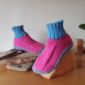 Chaussons luxueux, bottines pour dortoir, chaussons-chaussettes, chaussettes de lit, mélange d&#39;alpaga et de laine, tricoté à la main, unisexe adulte, UK 4 - 4,5, turquoise, rose, violet