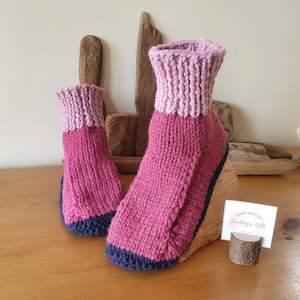 Chaussons, bottines pour dortoir, chaussettes pour canapé, chaussettes de lit, mélange d&#39;alpaga et de laine, tricoté à la main, adulte, Royaume-Uni 6 - 6,5, UE 39, femme américaine 8,5, rose, bleu
