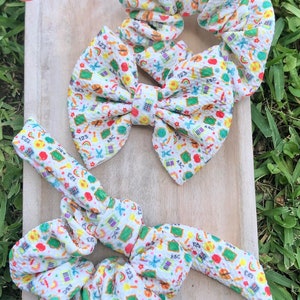 school days scrunchie or bow