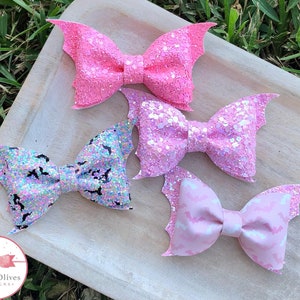 Pink bat bow