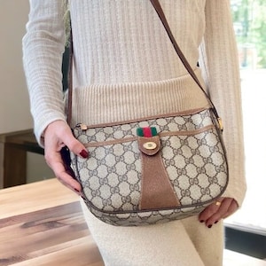 GUCCI Authentic Sherry Line Purse Canvas Vintage Crossbody bag - GG - Logo-  56.02.032 Made in Italy