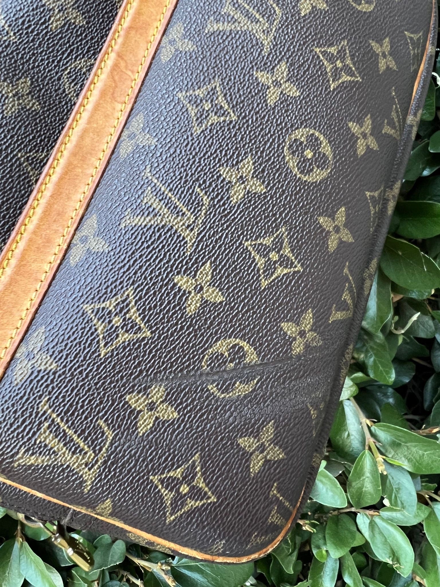 Vintage Louis Vuitton Monogram Reporter PM Crossbody Bag SP1918 020223 –  KimmieBBags LLC