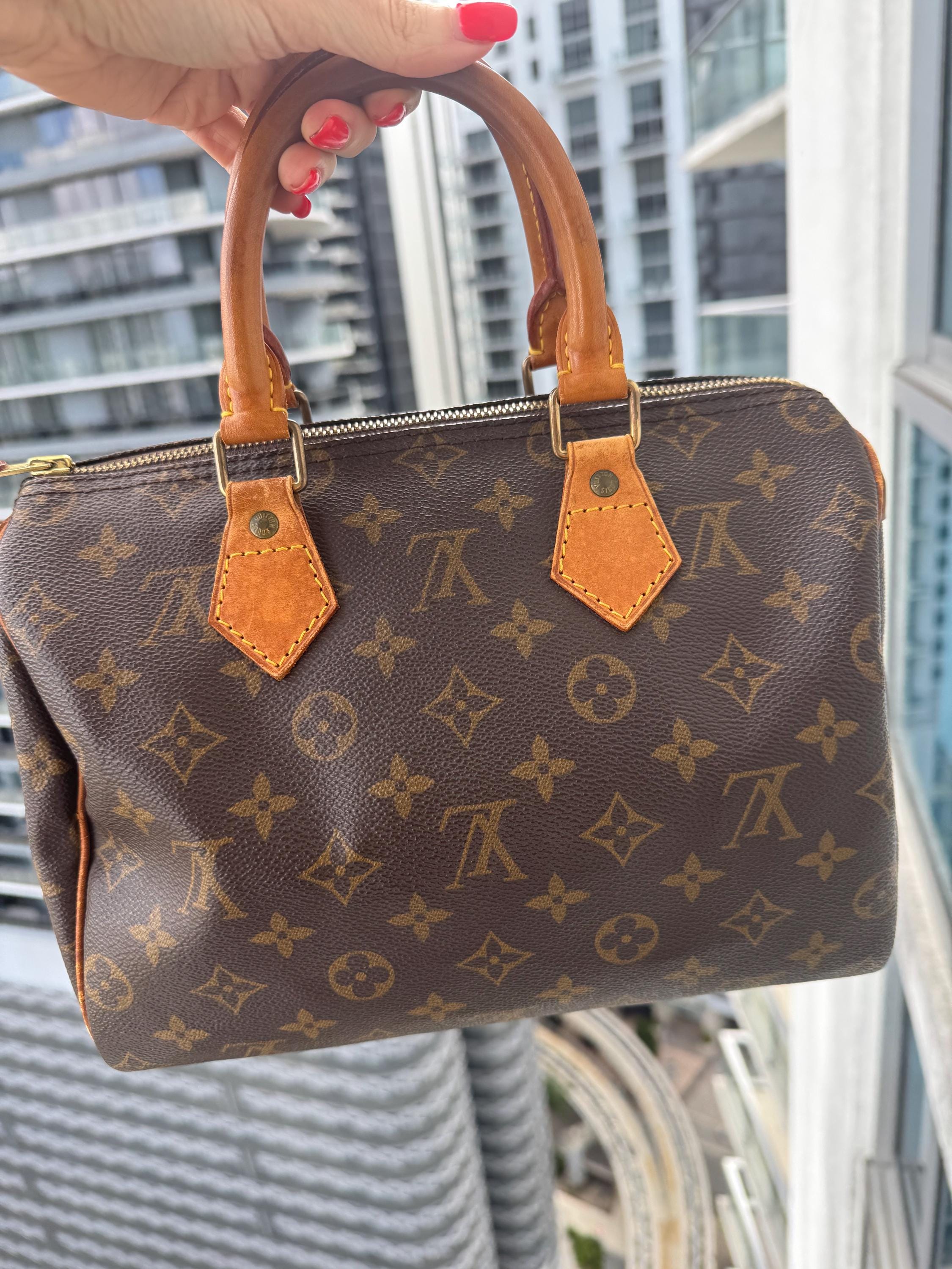 Louis Vuitton モノグラム スピーディー25 ビンテージ Authentic LOUIS VUITTON Speedy 25 Handbag Monogram Brown Vintage