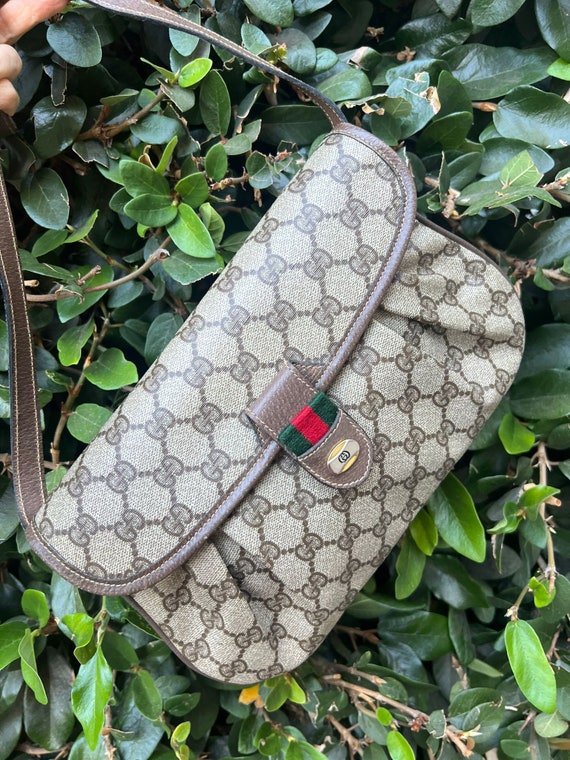 Authentic Gucci Shoulder Bag Vintage Leather Monogram Canvas