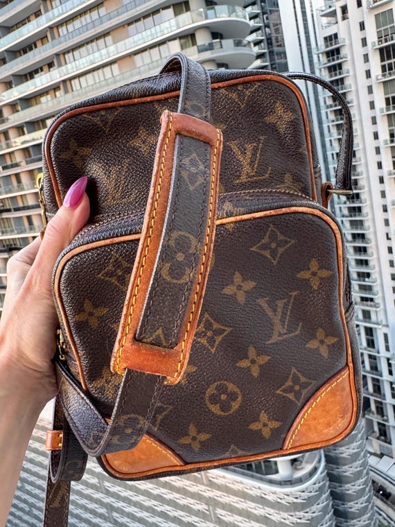 LOUIS VUITTON モノグラム ショルダーバッグ ヴィンテージ Authentic LOUIS VUITTON Vintage Price Drop! Amazone Crossbody