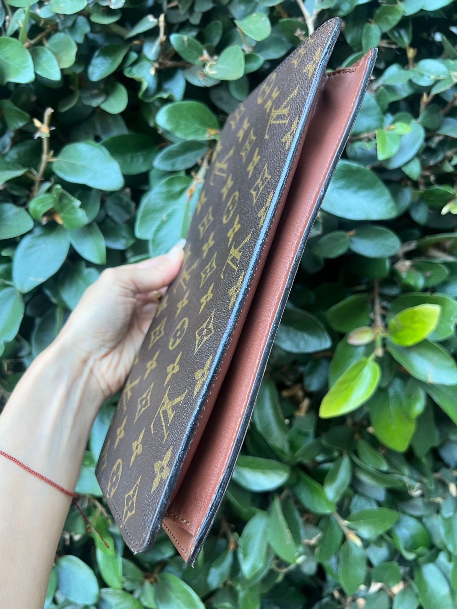 Authentic LOUIS VUITTON Chaillot Clutch Monogram Brown Canvas