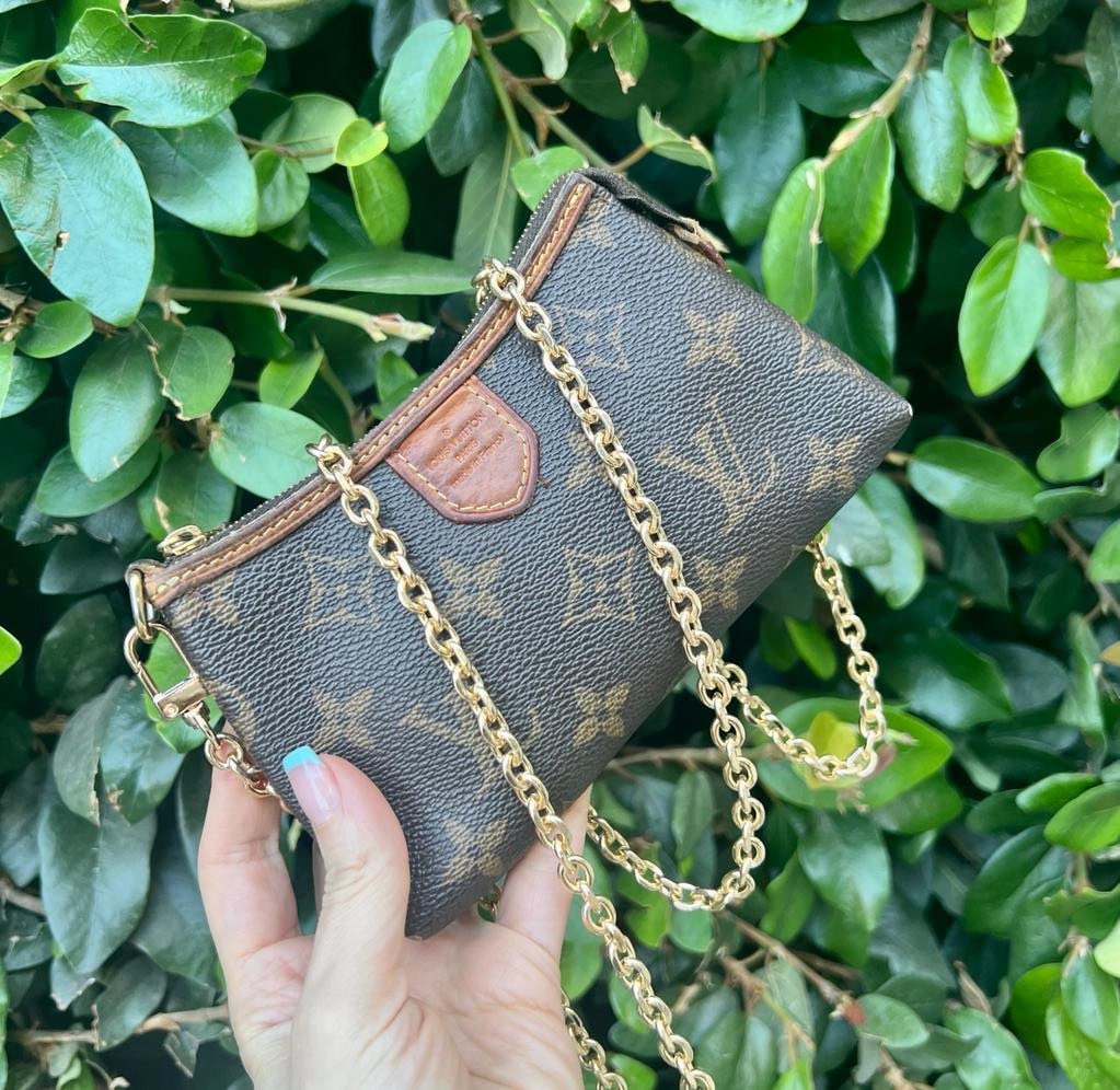 Authentische LOUIS VUITTON Mini Pochette Entzückende Tasche