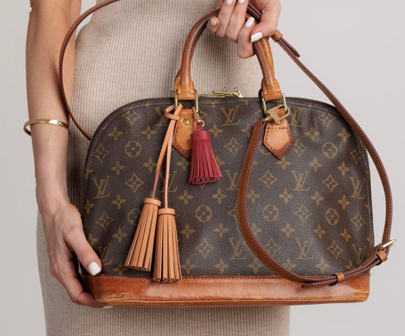 Buy Authentic LOUIS VUITTON Alma Hand Bag Vintage Monogram Logo LV Online  in India 