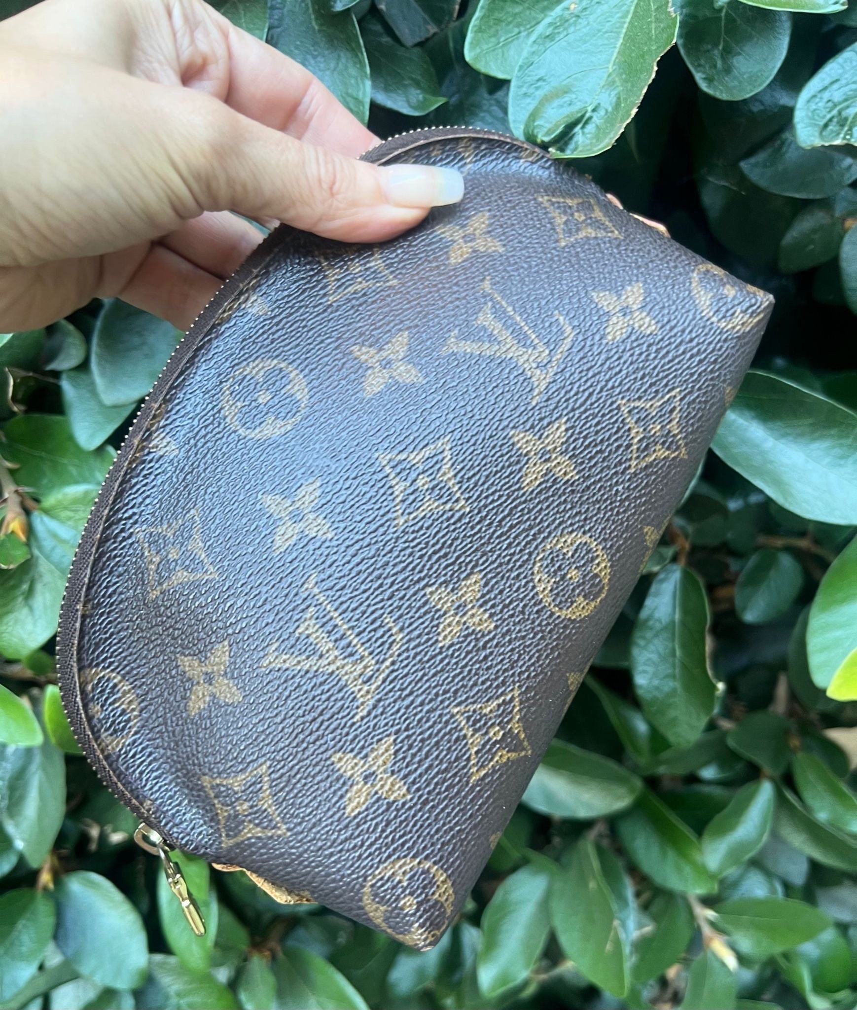 Upcycled LV Genuine Leather Woven Makeup Bag – Anagails