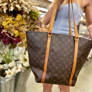 Louis Vuitton Tote Large Brown Monogram Canvas Babylon Handbag Shoulder  Purse