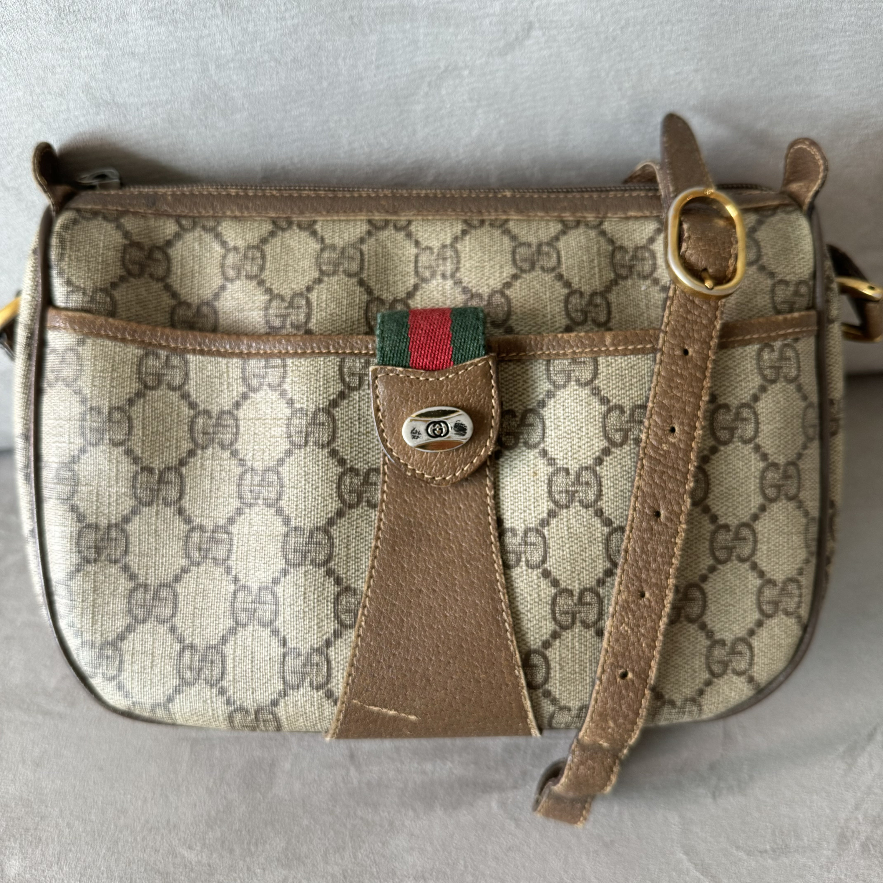 GUCCI Authentic Sherry Line Purse Canvas Vintage Crossbody GUCCI Authentic Sherry Line Purse Canvas Vintage Crossbody