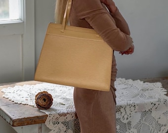 Authentic LOUIS VUITTON Epi Croisette Tote Bag – Vanilla Leather – Vintage Pre-Owned LV Purse – Budget Friendly Everyday Luxury