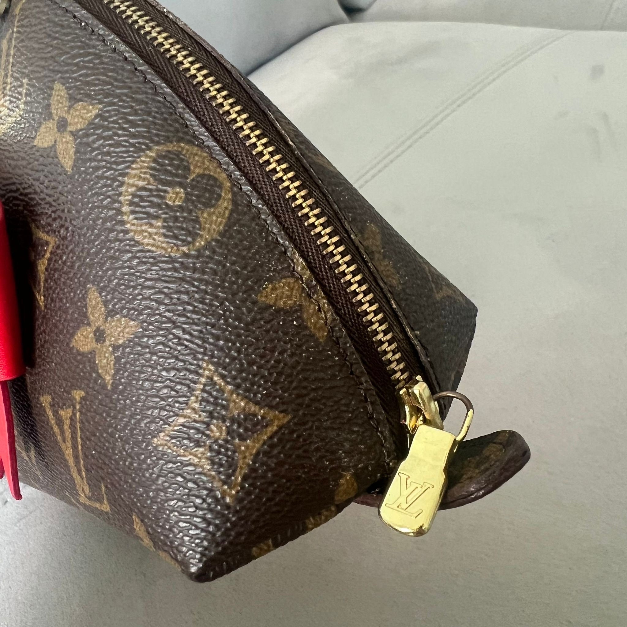 Louis Vuitton Monogram Trousse Demi Ronde - Brown Cosmetic Bags,  Accessories - LOU807322