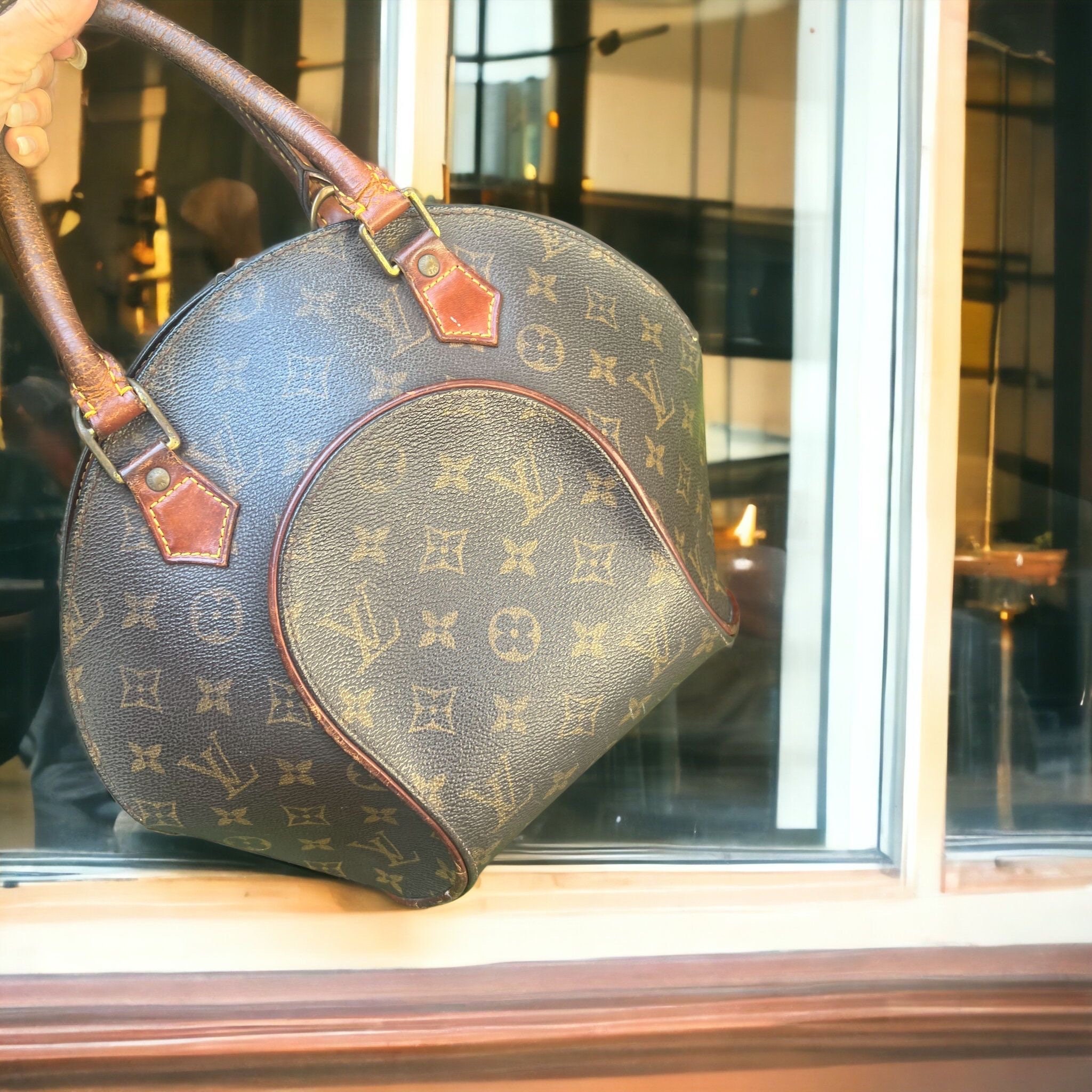 Pre-Owned Louis Vuitton Ellipse Shopping Monogram Brown 