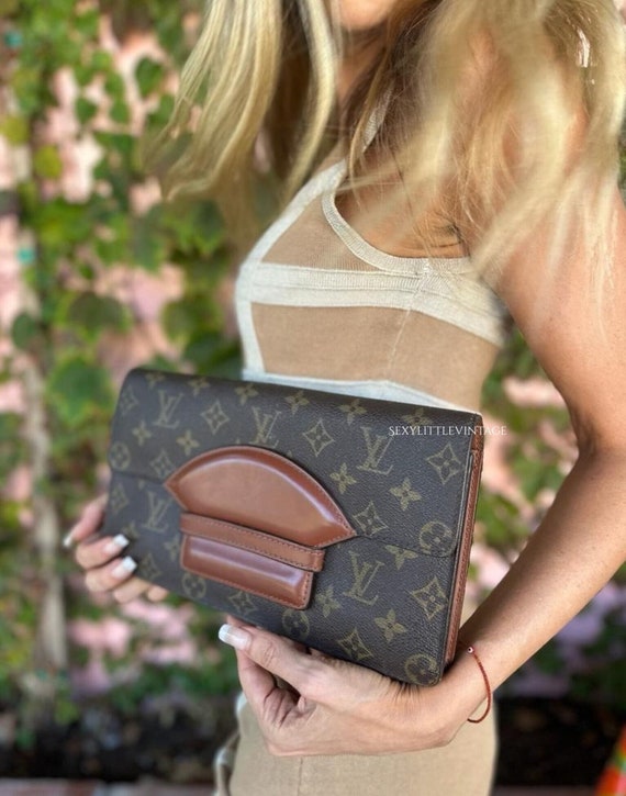 Louis Vuitton Wallet  Pre-Owned Lv Wallets For Women