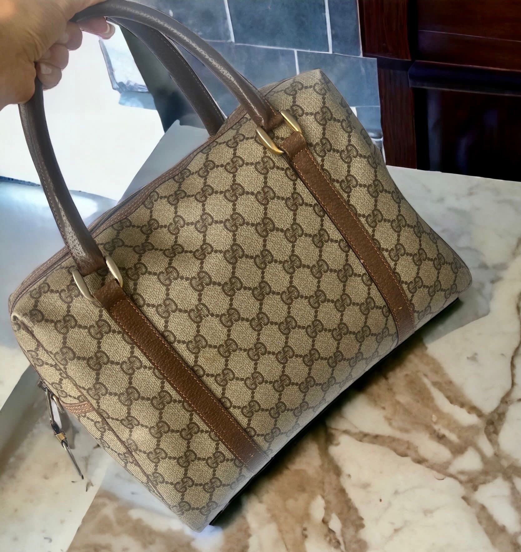 Gucci Pre-Owned 2000s Sherry Sylvie Web monogram tote bag VUITTON