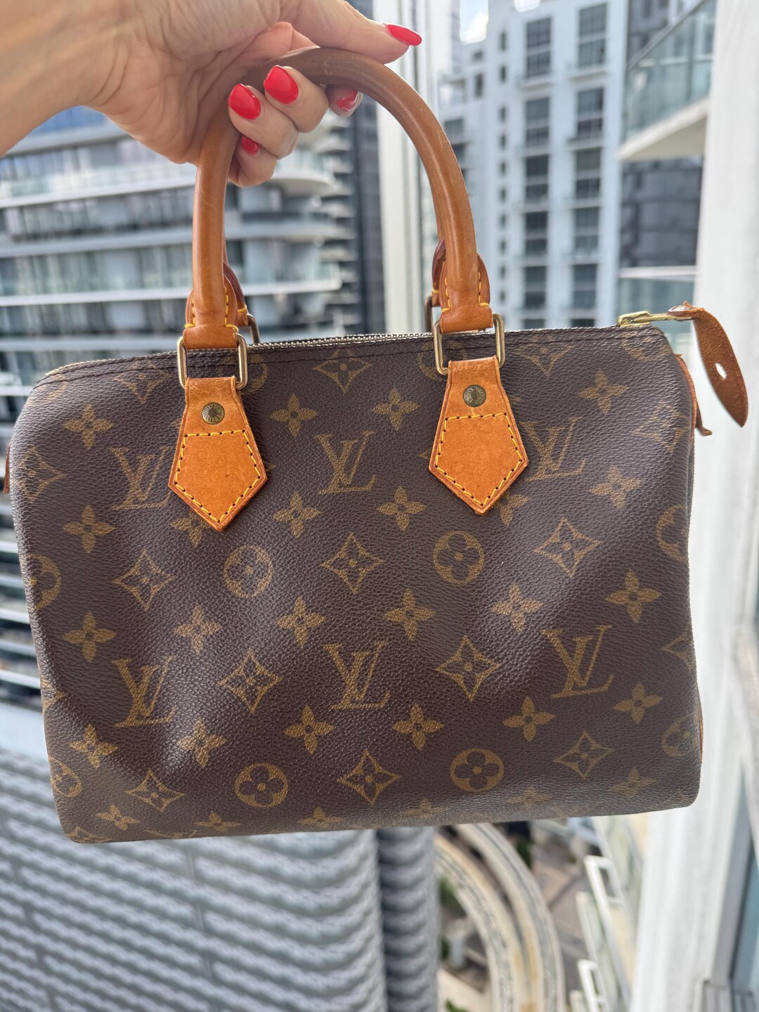 Authentic LOUIS VUITTON Speedy 25 Handbag Monogram Brown Vintage