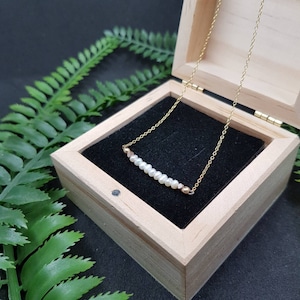 Pearl Dainty Necklace, Layer Necklace, Freshwater Pearl necklace, Minimal Gold Vermeil Necklace, Bridesmaid gift, Boho Chic Pearl Necklace