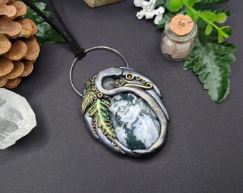 Necklace with snake and moss agate, gift for girlfriend's birthday, Gothic, witchy, Wiccan, polymer clay, dark fantasy, leaves, witch, medieval market