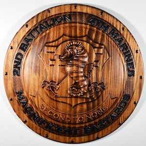 Targa dell&#39;unità scudo da 12&quot; del 2° battaglione dei Marines del Corpo dei Marines degli Stati Uniti