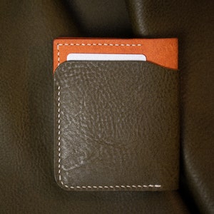 Cartera de cuero hecha a mano, billetera de lujo para hombre, billetera colorida, bifold para mujer, billetera única, hecha en los EE.UU., portatarjetas, cuero genuino imagen 4