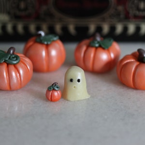 Mini Glow in the Dark Clay Ghost with Pumpkin