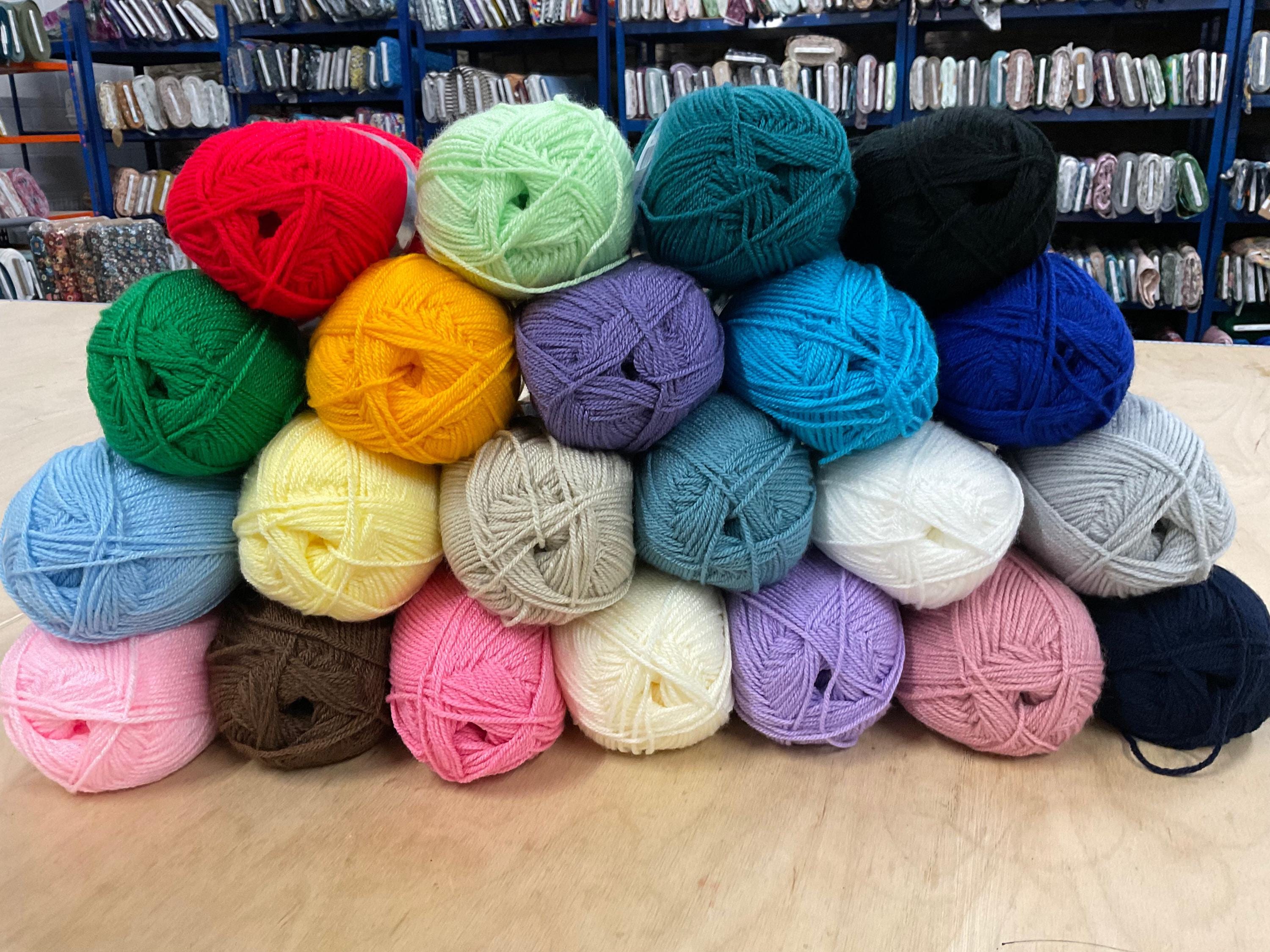 Cape Jacket Stylecraft New Swift Knit Super Chunky Vintage Aran