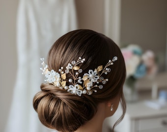 Peineta con cristales y perlas florales doradas - Tocado nupcial