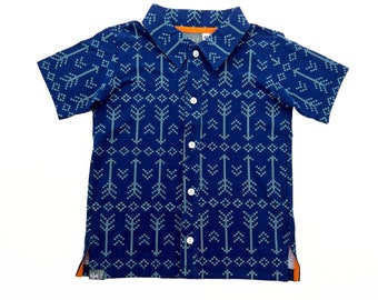 Boy's Arrow Print Button Down Party Shirt • Short Sleeve Collared shirt in Infant, Toddler and Kids sizes 12M, 18M, 2T, 3T, 4T, 5, 6 and 6X