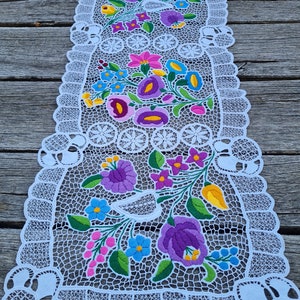 Hungarian  Traditional Kalocsa table runner, Hungarian embroidery from Kalocsa, Hand Embroidered with richelieu,  wedding or new home gift