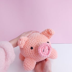 Crochet Pig Pattern, Chubby Piggy Amigurumi with Fluffy yarn, Big Amigurumi, Amigurumi Farm Animals, Crochet Toy DIY image 5