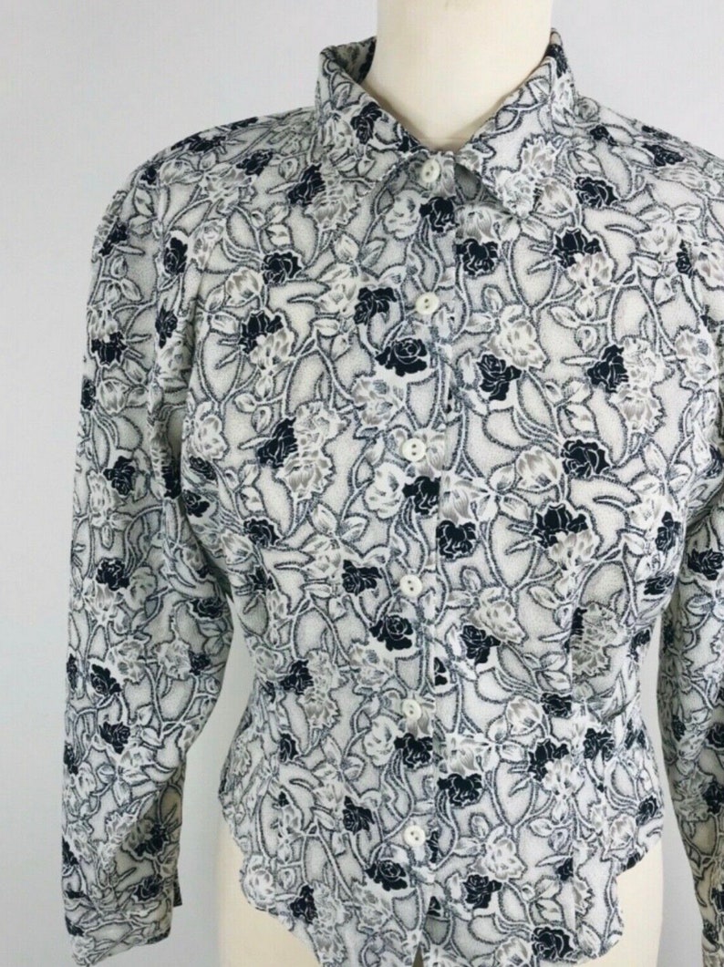 Vintage Floral Shirt Size S 12 Fitted Button Down Retro Festival Boho